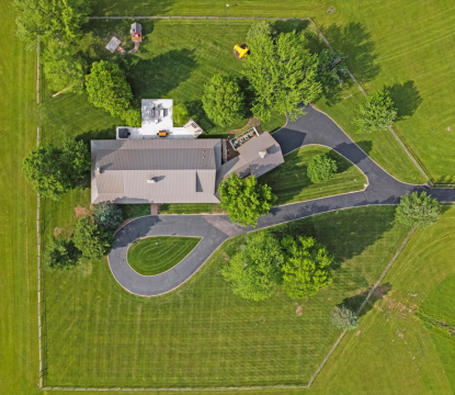 Outdoor garden wedding space at Kansas City rustic venue