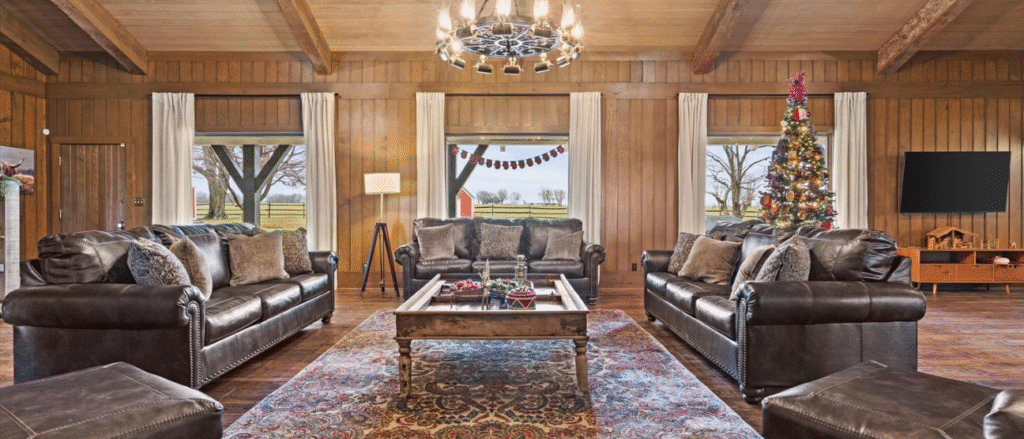 Rustic indoor gathering space for wedding events in Kansas City