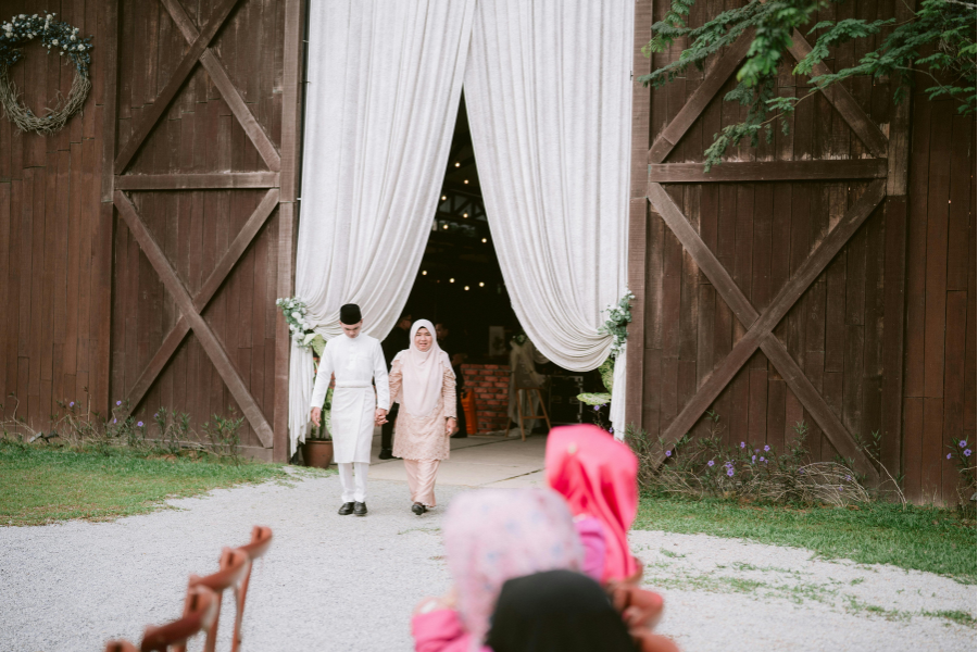 barn rental wedding