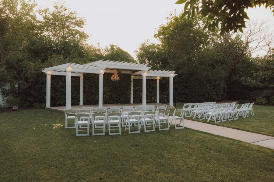 outdoor wedding