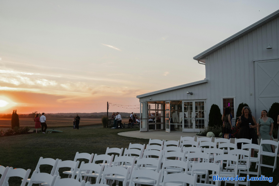 barn wedding space
