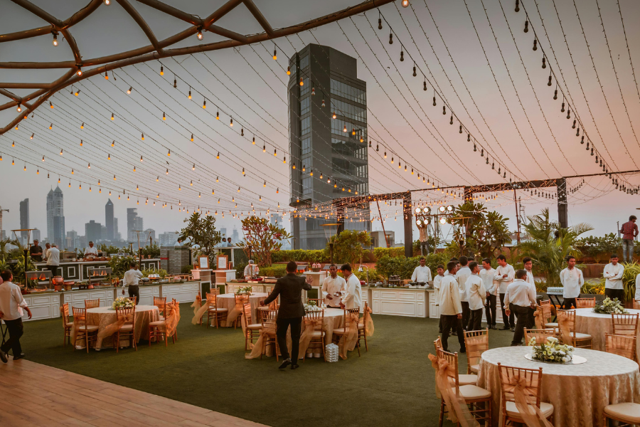 Outdoor Event Space vs Indoor Venue in Kansas City: Which Fits Your Private Event? 3 outdoor event space setup